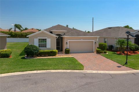 Photo of 2733 Attwater Loop, Winter Haven, FL 33884 (MLS # P4934502) Photo of 2733 Attwater Loop, Winter Haven, FL 33884 (MLS # P4934502)