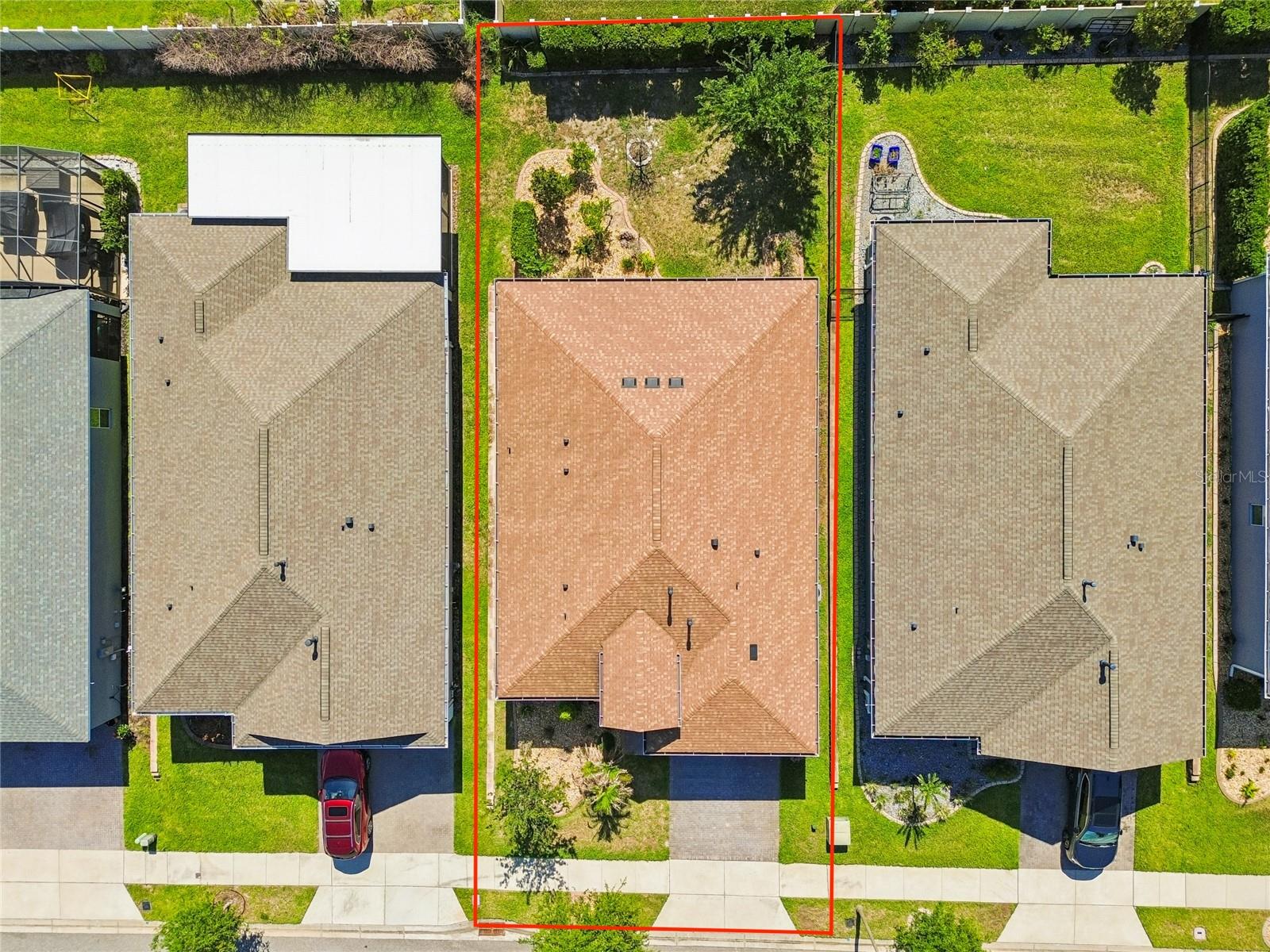 CASCADES/GROVELAND - Residential