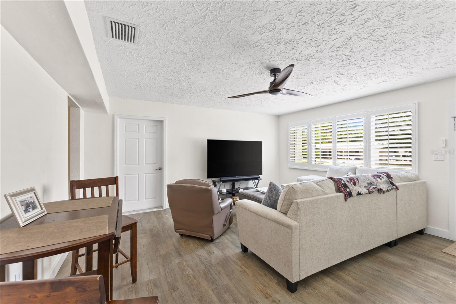 SUNAIRE TERRACE - Residential