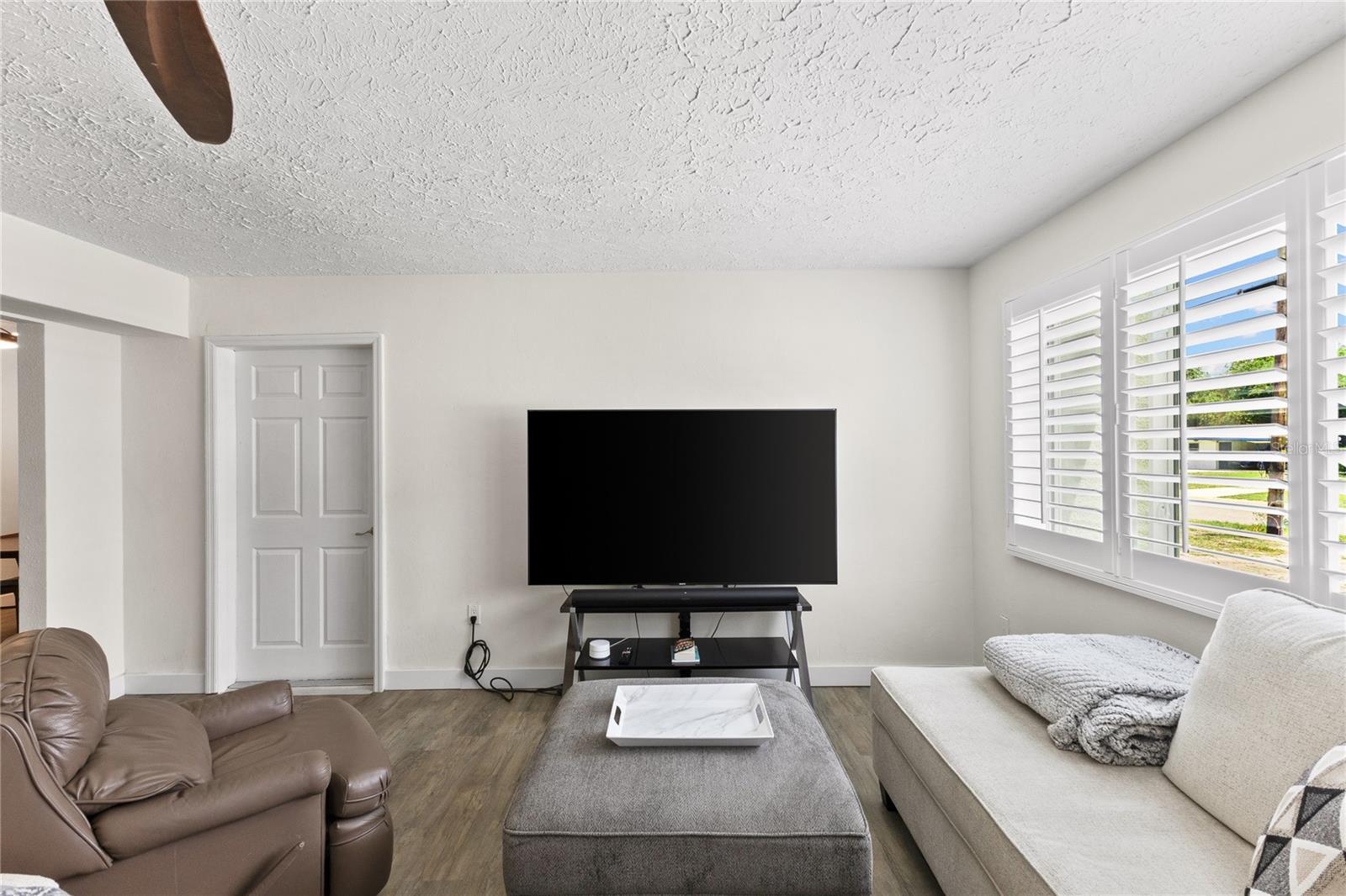 SUNAIRE TERRACE - Residential