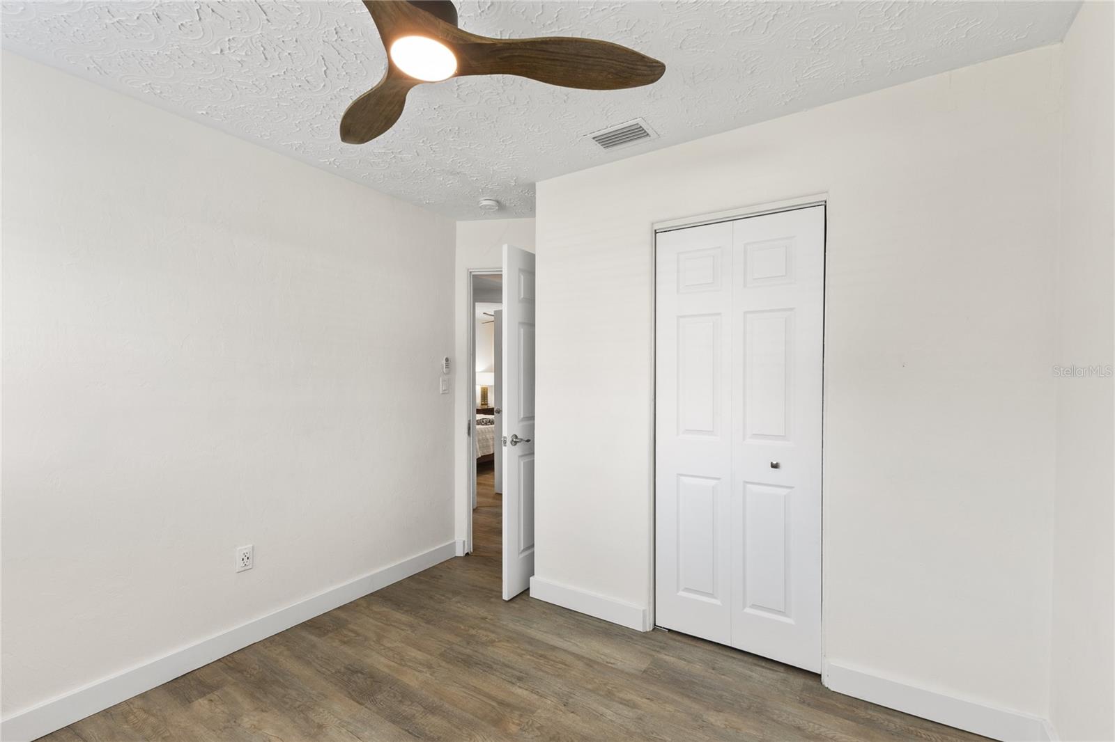 SUNAIRE TERRACE - Residential