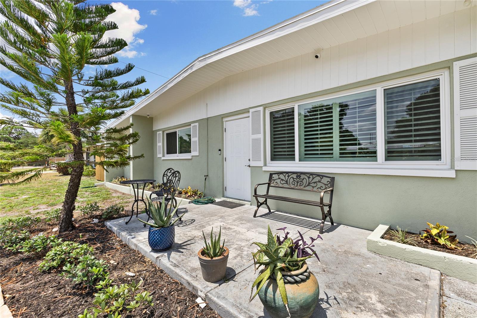163 SUNWAY AVENUE