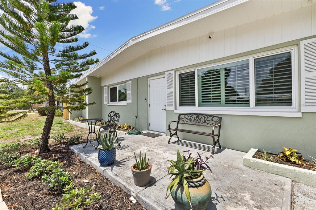 Photo of 163 Sunway Avenue, Sarasota, FL 34237 (MLS # A4664229)
