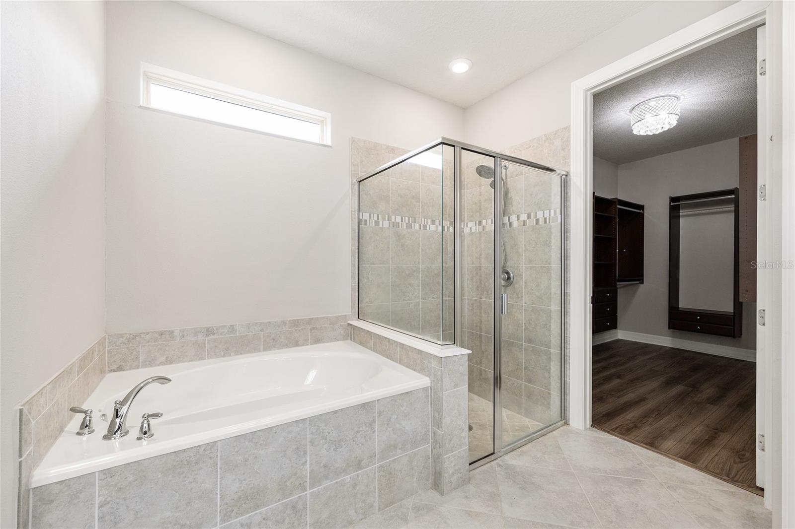 STONE CREEK BY DEL WEBB SANDALWOOD - Residential