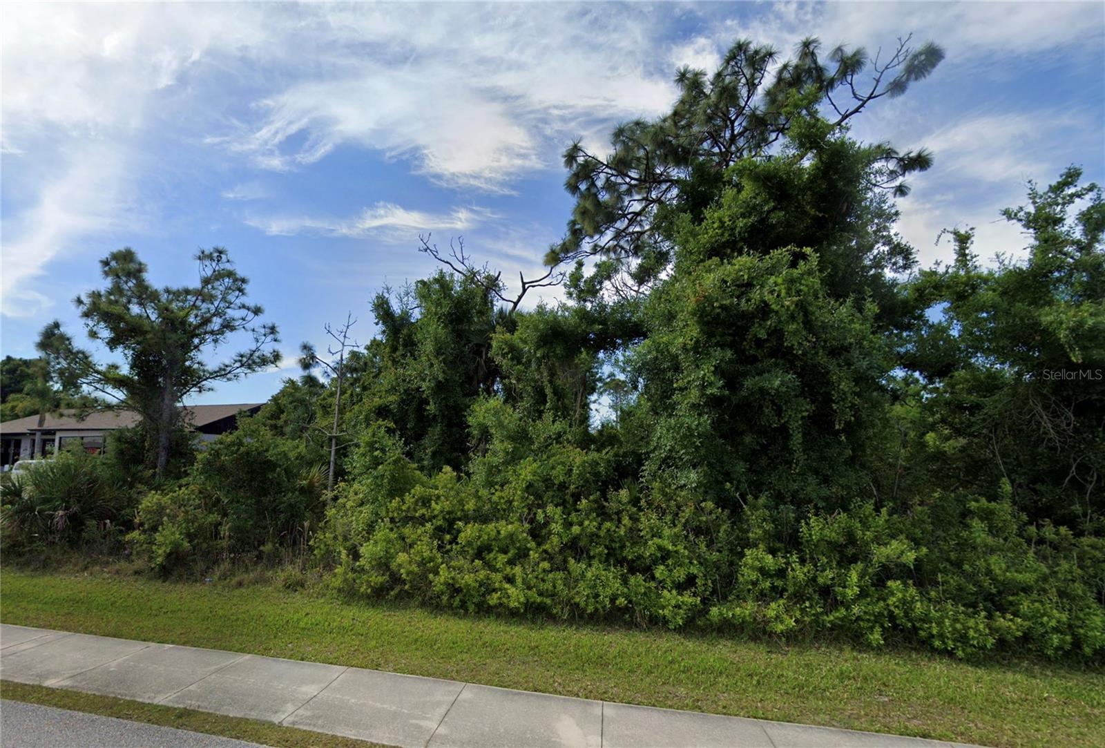 PORT CHARLOTTE SEC 084 - Land