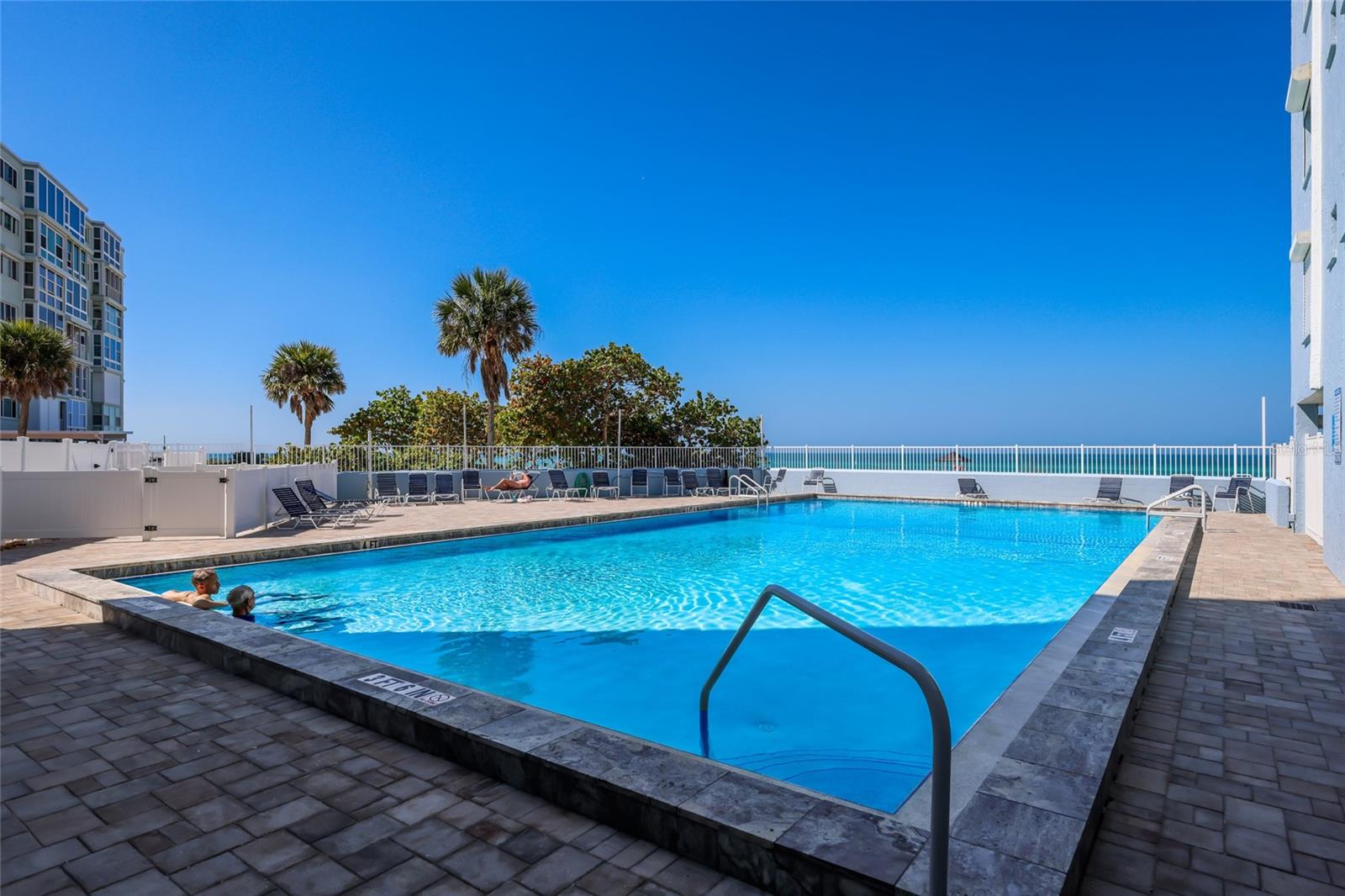 MARTINIQUE APTS NORTH - Residential
