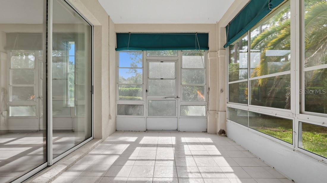 SAVANNAH SQUARE SUB - Residential