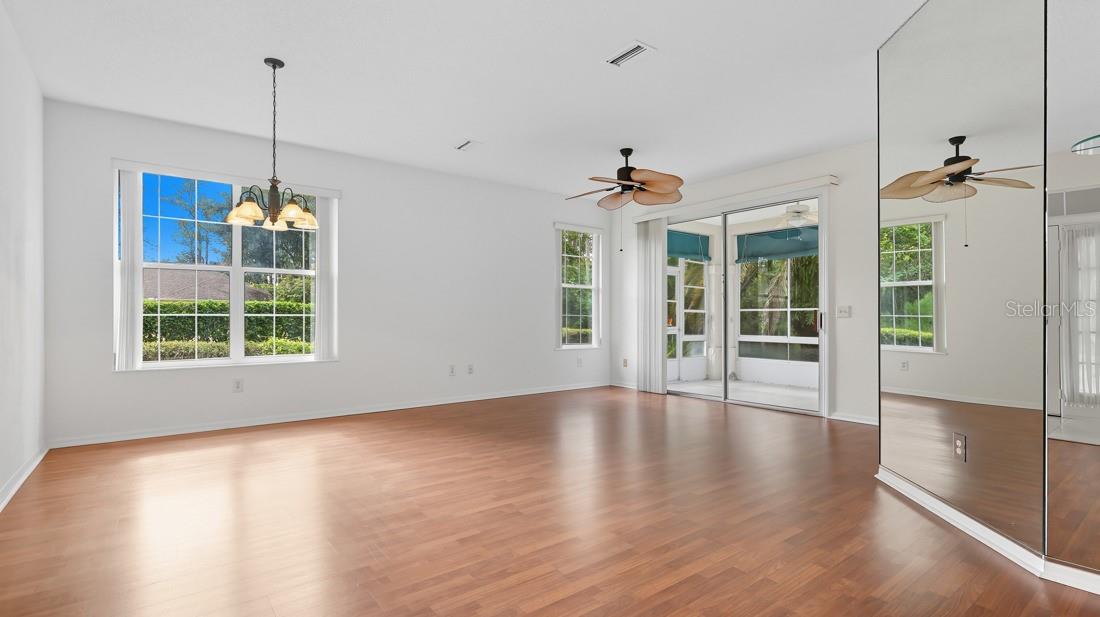SAVANNAH SQUARE SUB - Residential