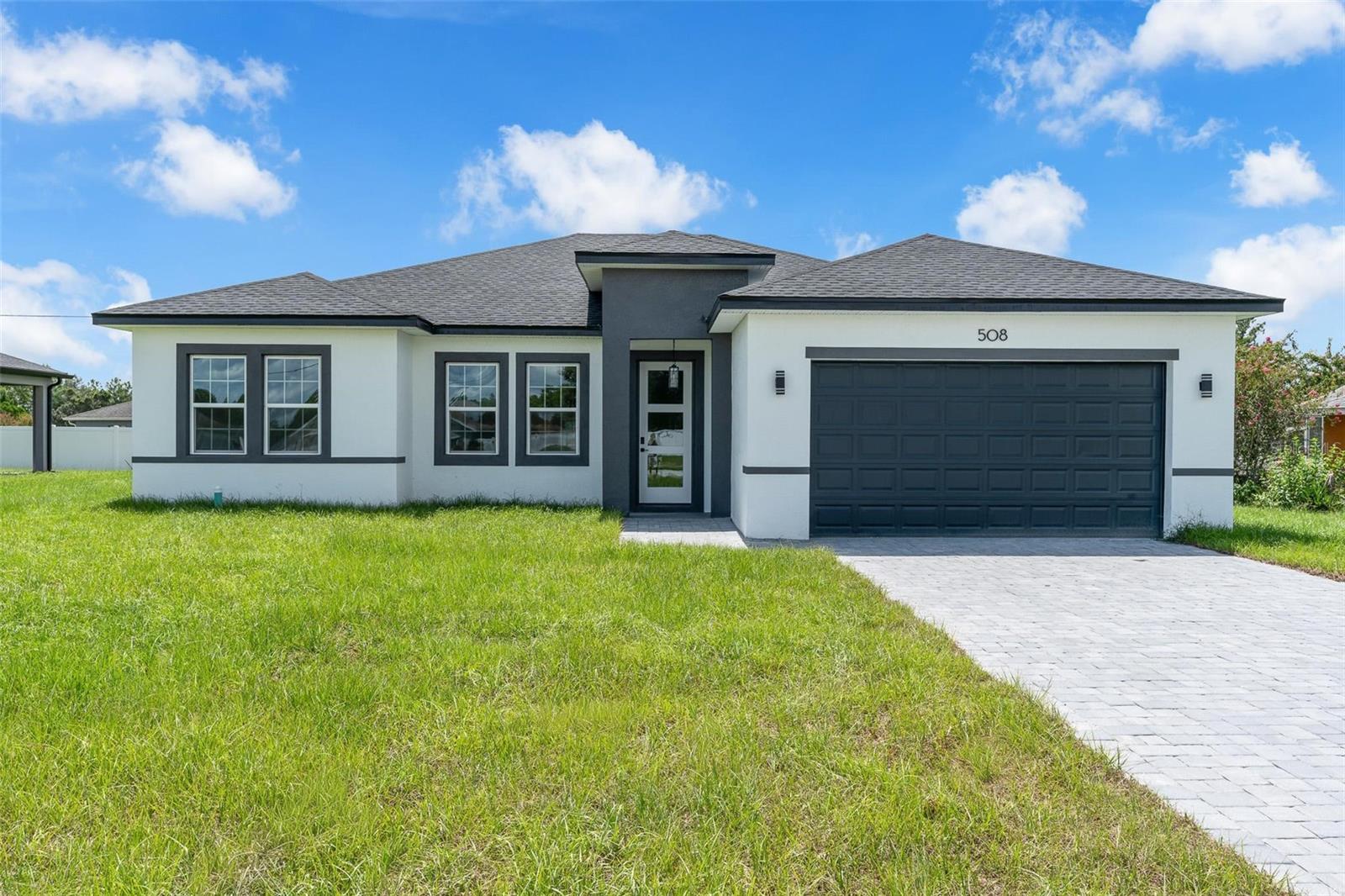 508 MARION OAKS TRAIL