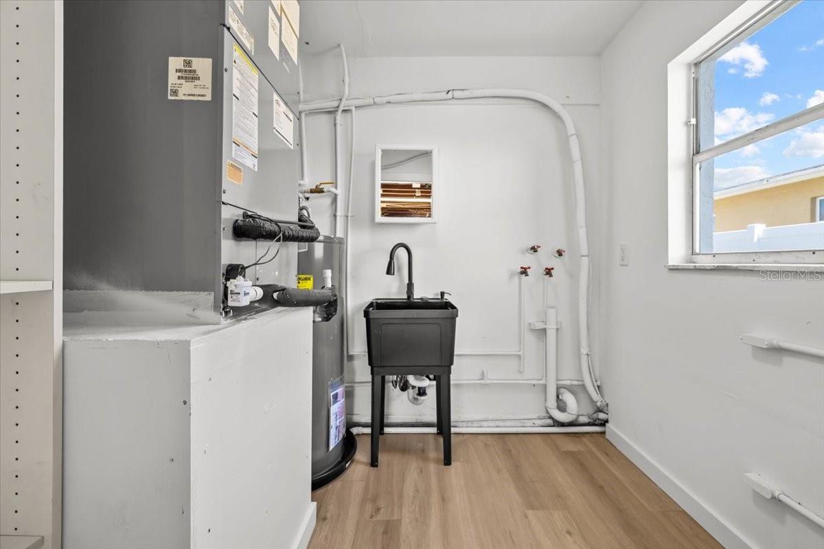 PINE HILLS - Residential