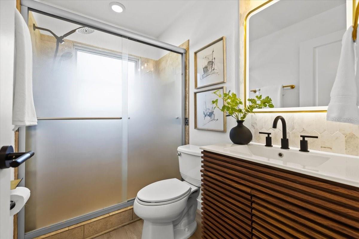 PINE HILLS - Residential