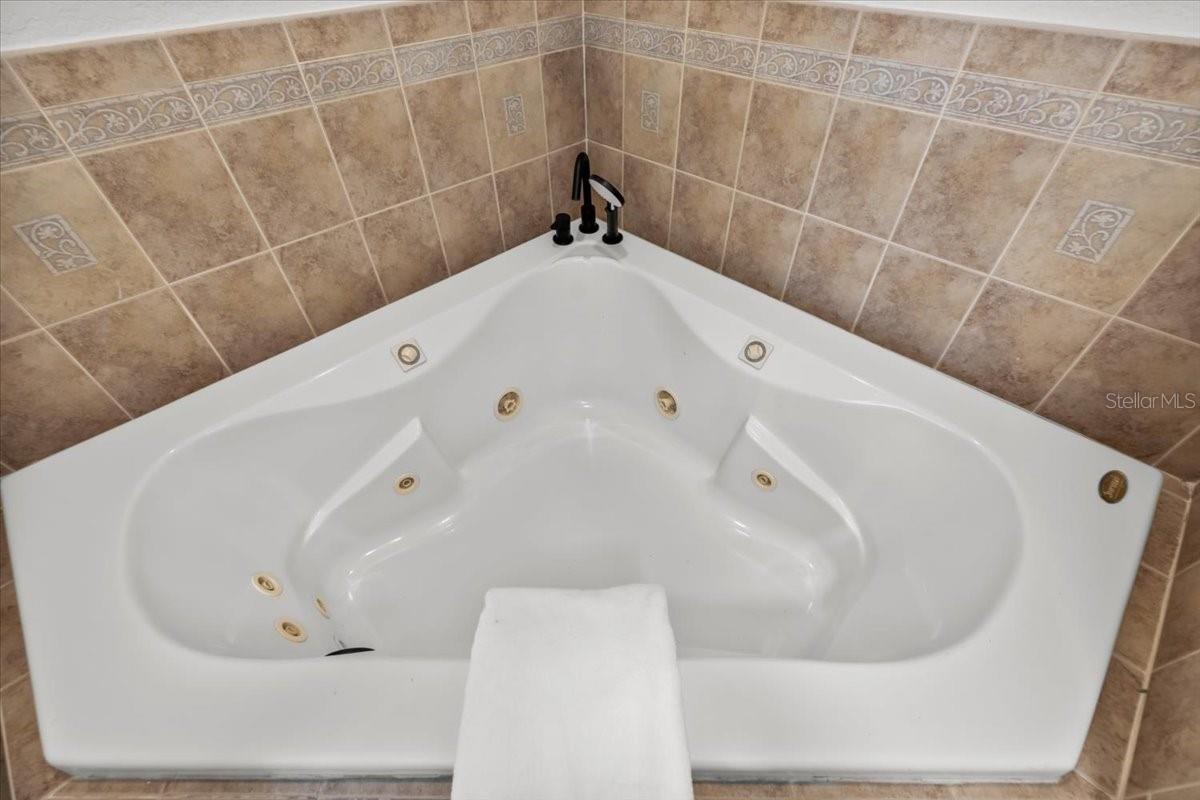 PINE HILLS - Residential