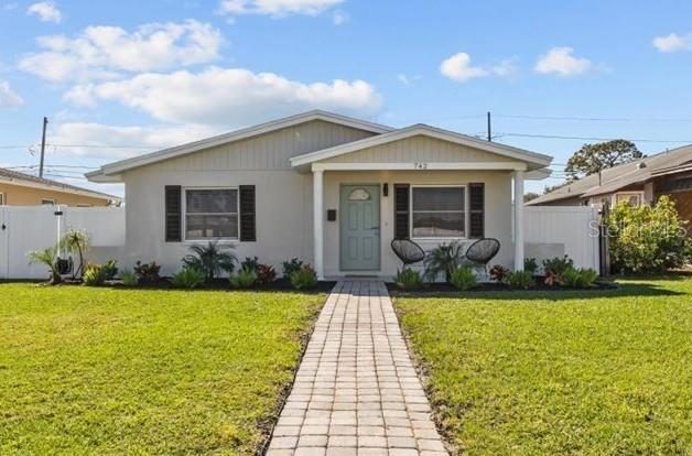 PINE HILLS - Residential