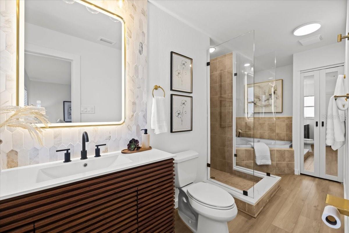 PINE HILLS - Residential