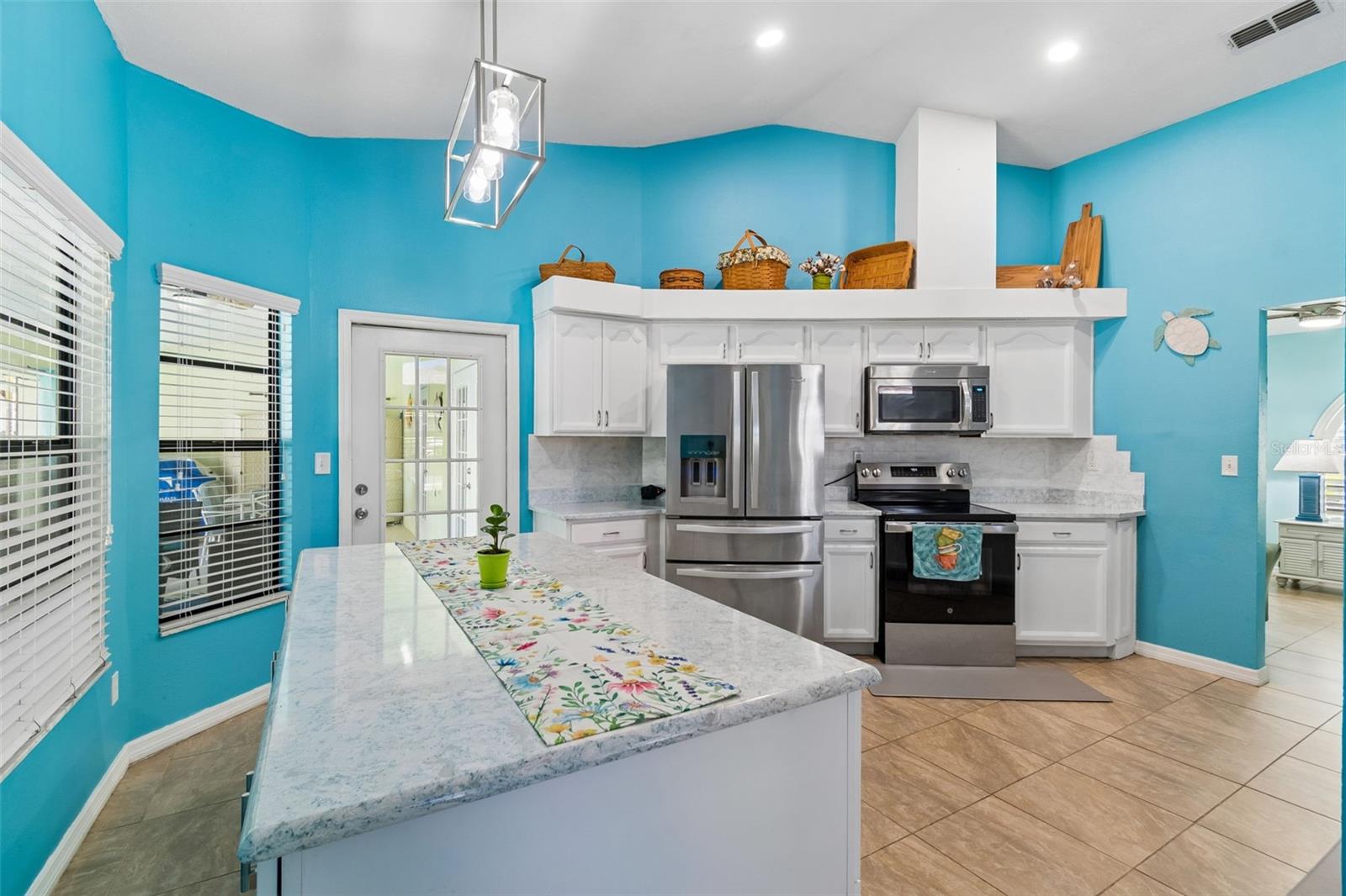 RIVER CROSSING - Residential