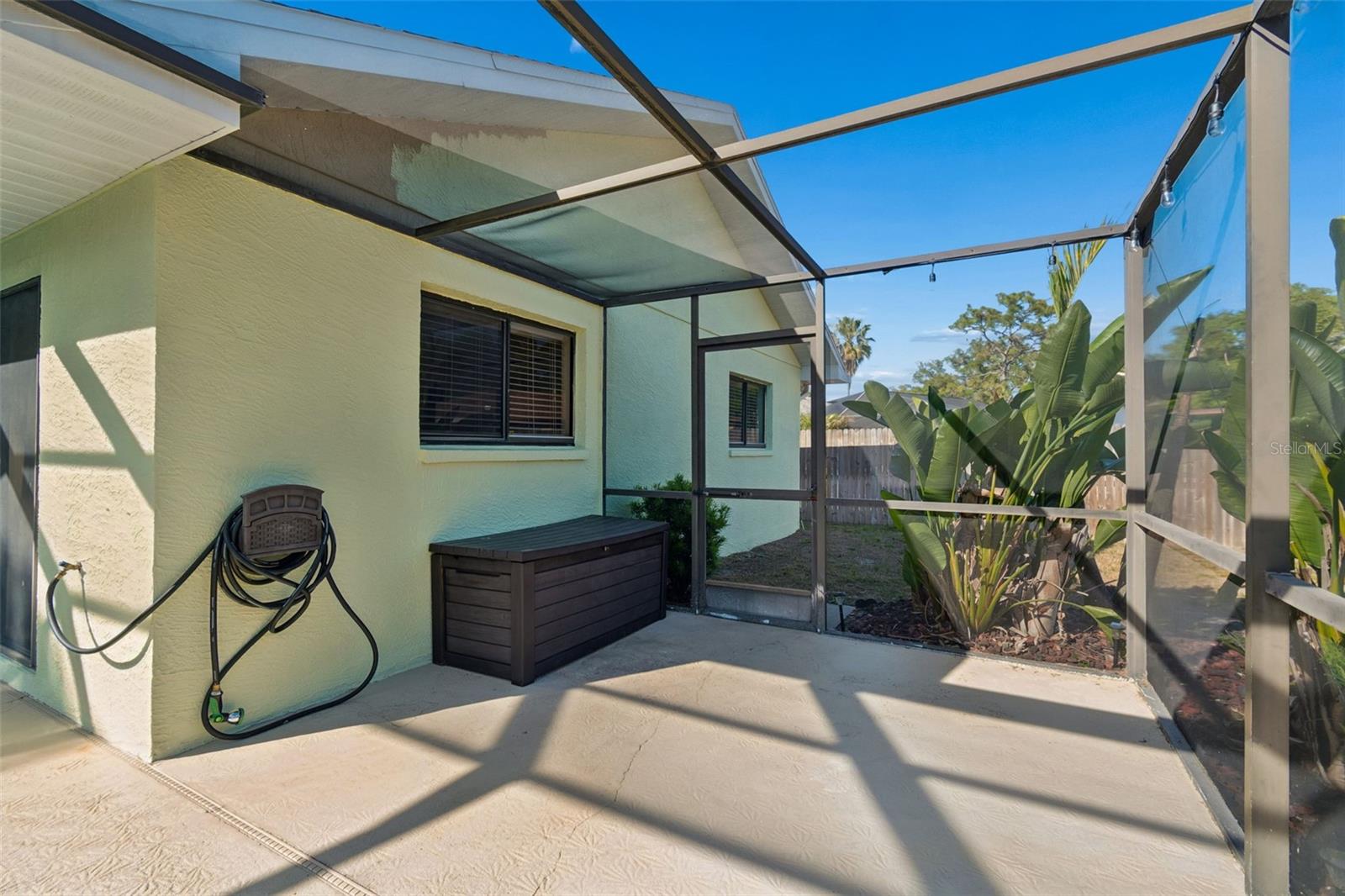 RIVER CROSSING - Residential