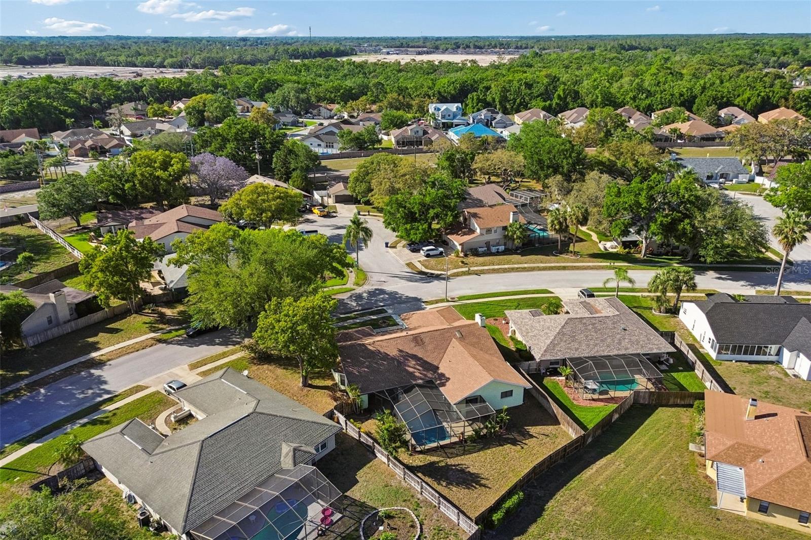 RIVER CROSSING - Residential