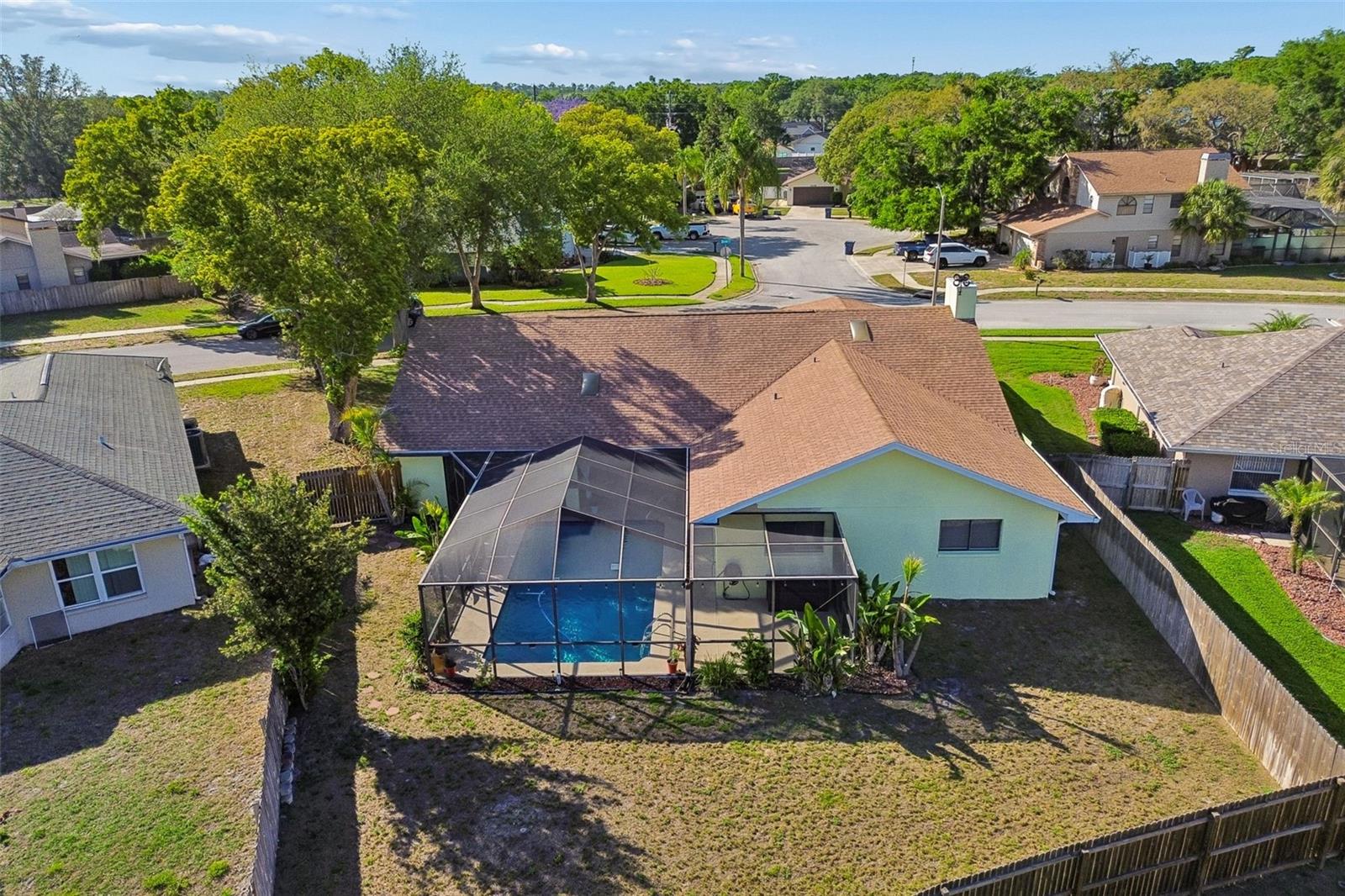 RIVER CROSSING - Residential