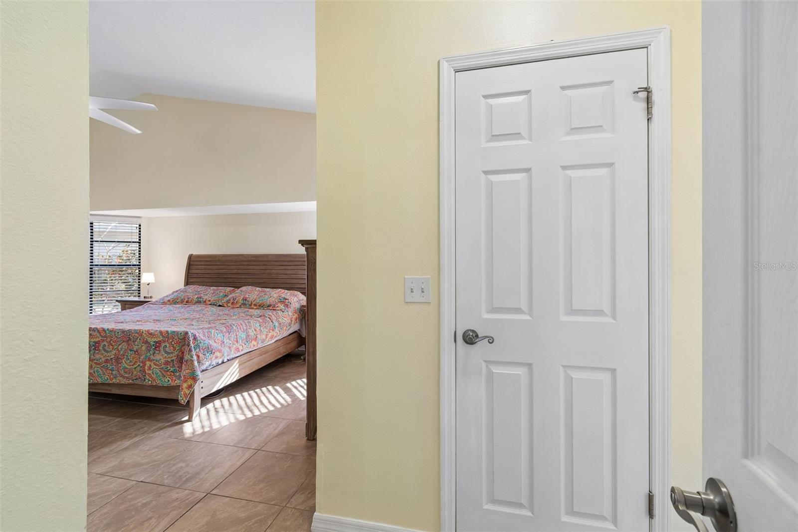 RIVER CROSSING - Residential