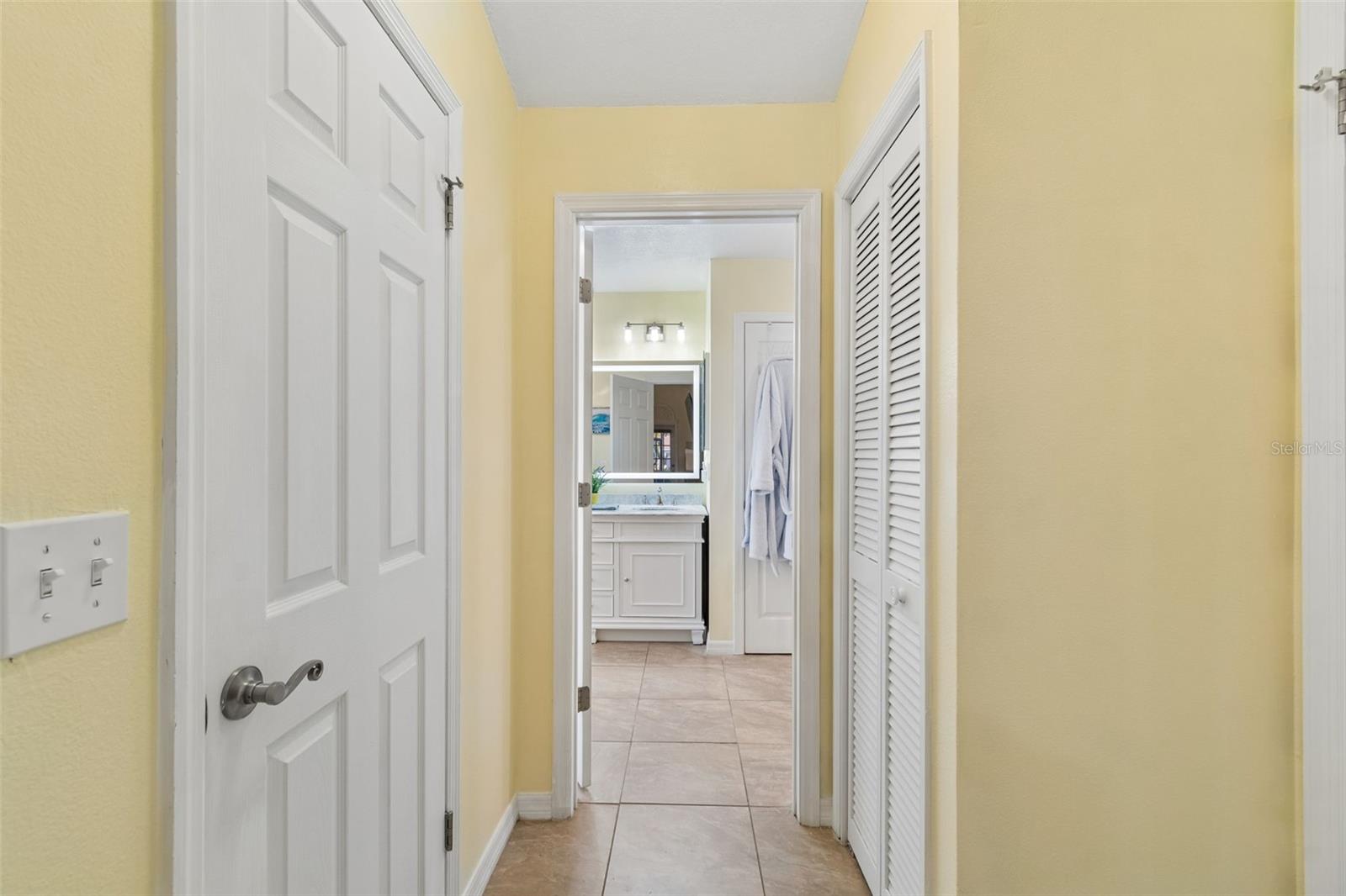 RIVER CROSSING - Residential