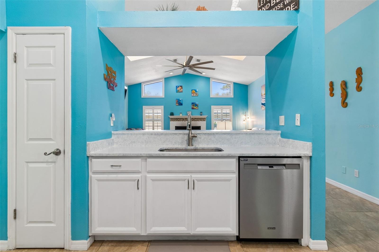 RIVER CROSSING - Residential