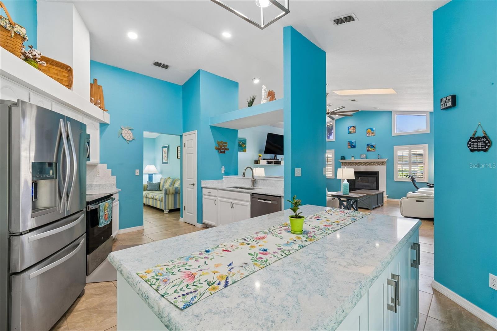 RIVER CROSSING - Residential