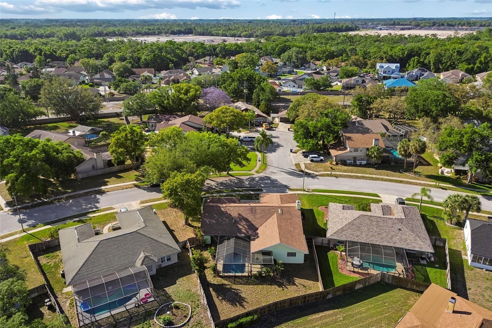 RIVER CROSSING - Residential
