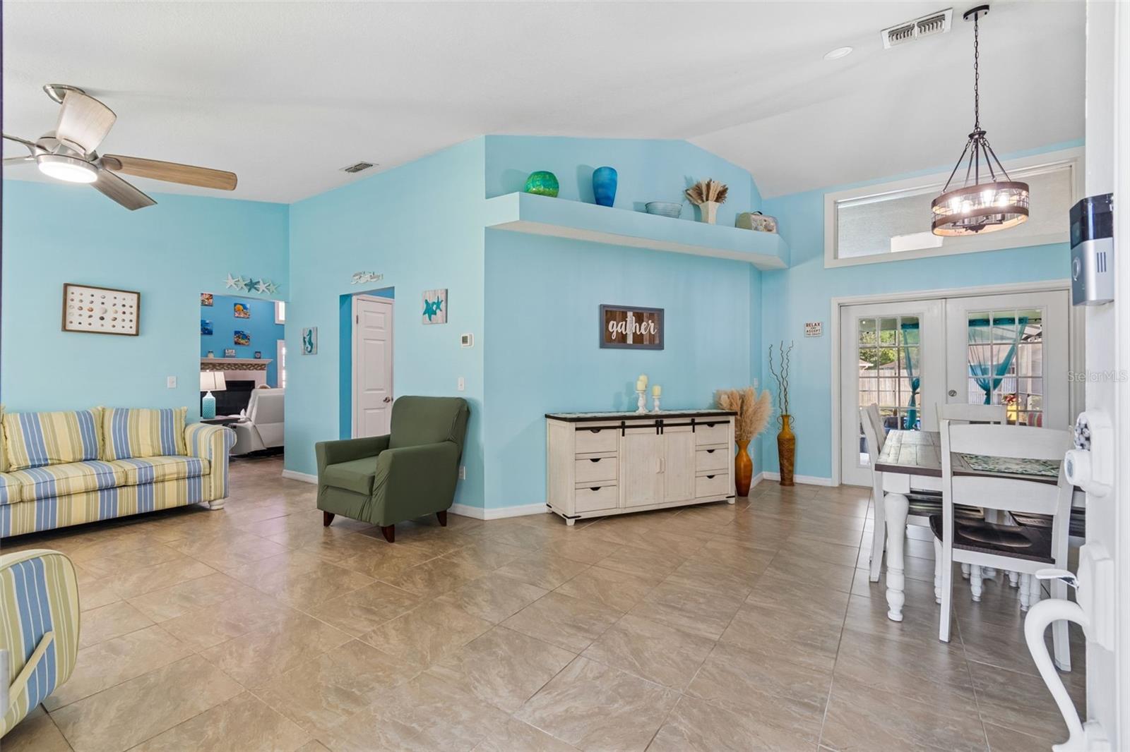 RIVER CROSSING - Residential