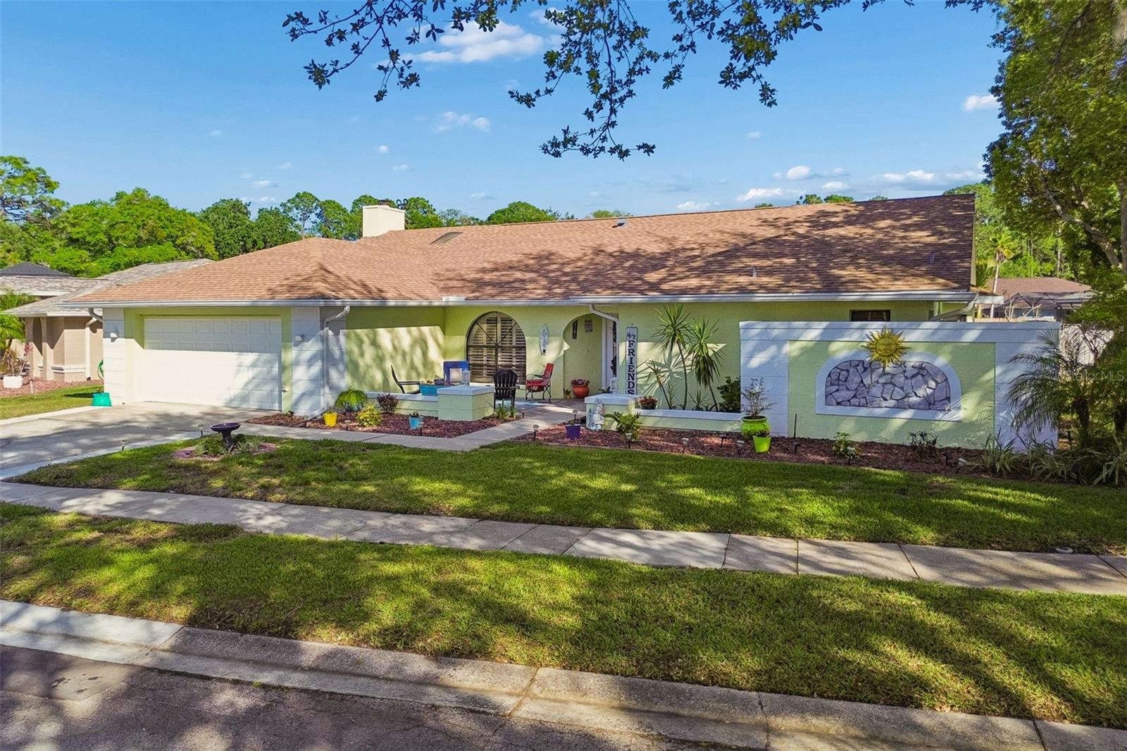 RIVER CROSSING - Residential