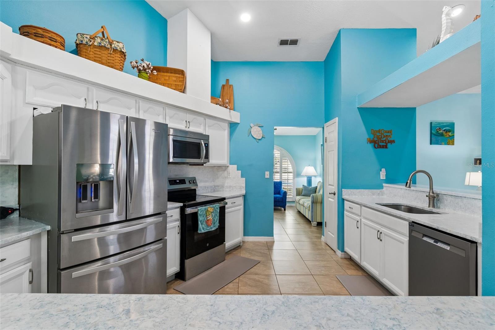 RIVER CROSSING - Residential