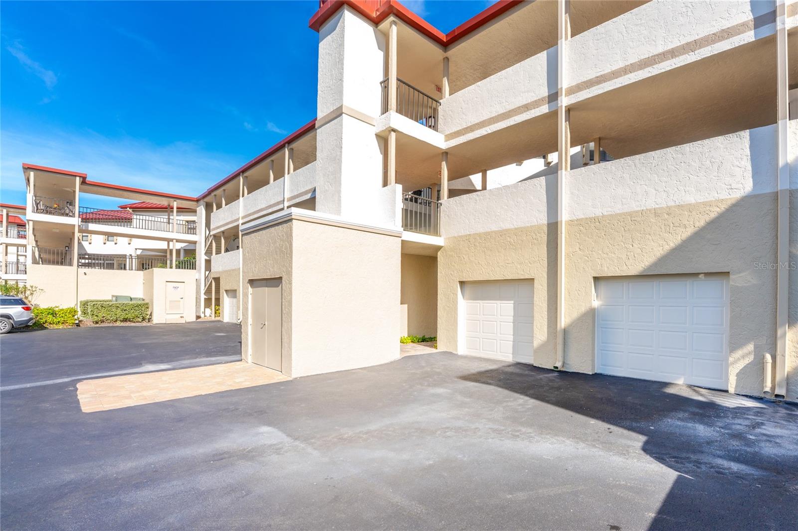 MARINA SOUTH SHORE CONDO - Residential