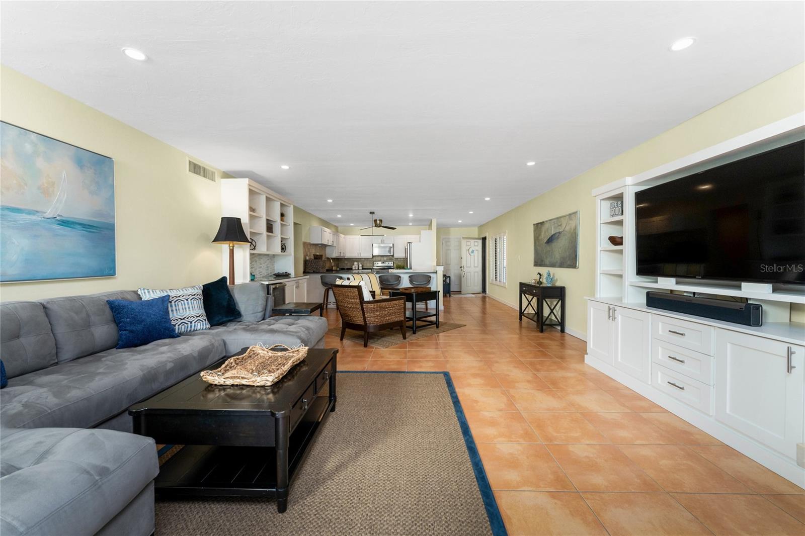 MARINA SOUTH SHORE CONDO - Residential