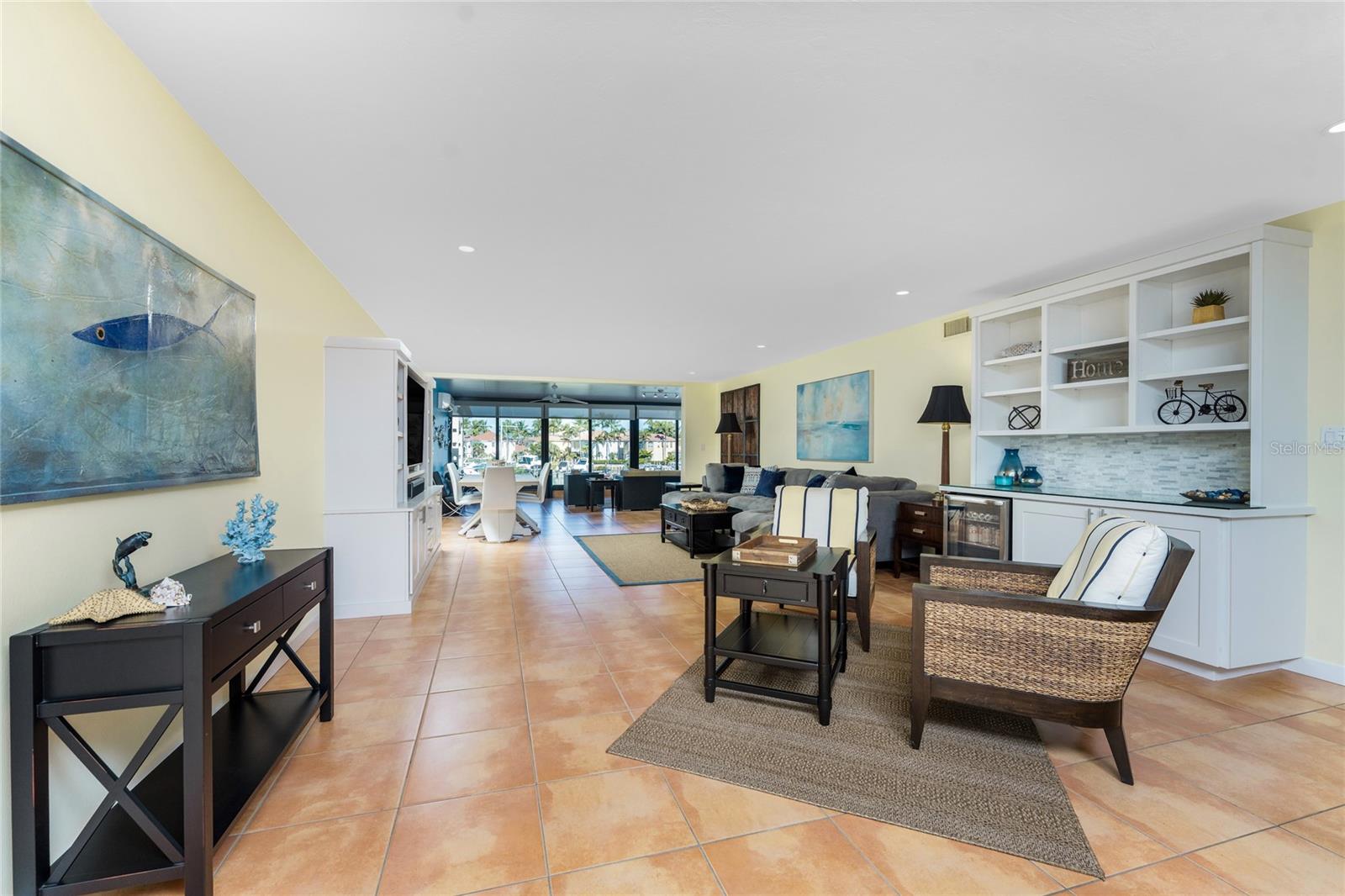 MARINA SOUTH SHORE CONDO - Residential