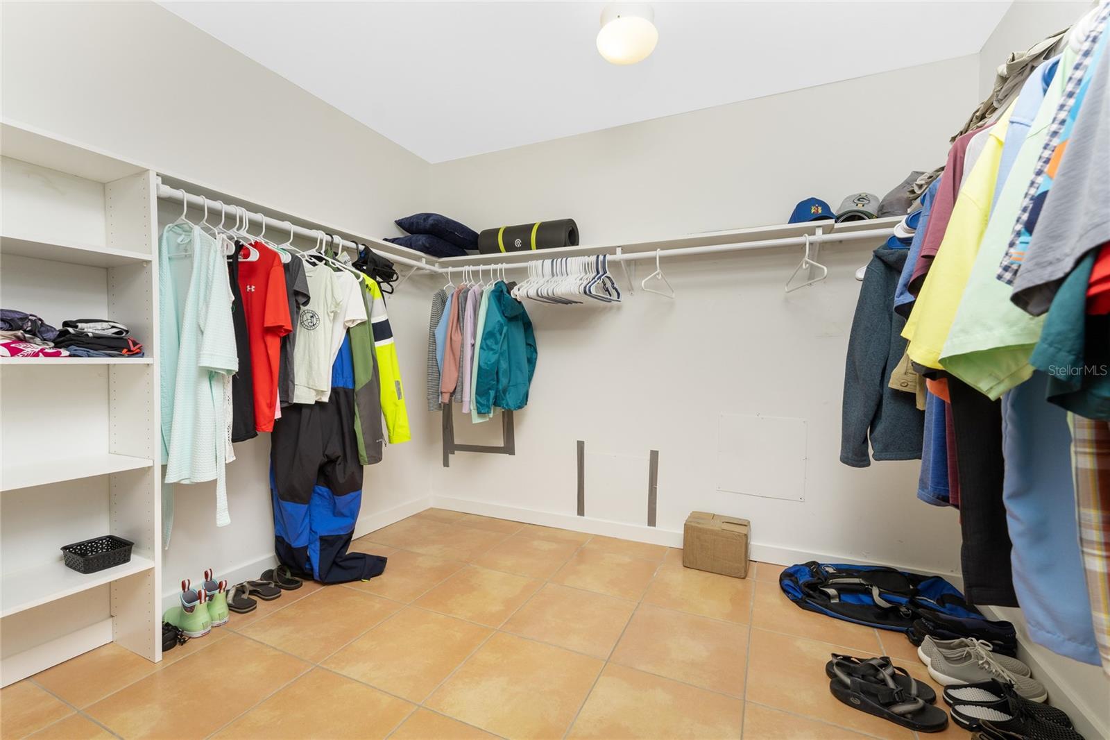 MARINA SOUTH SHORE CONDO - Residential