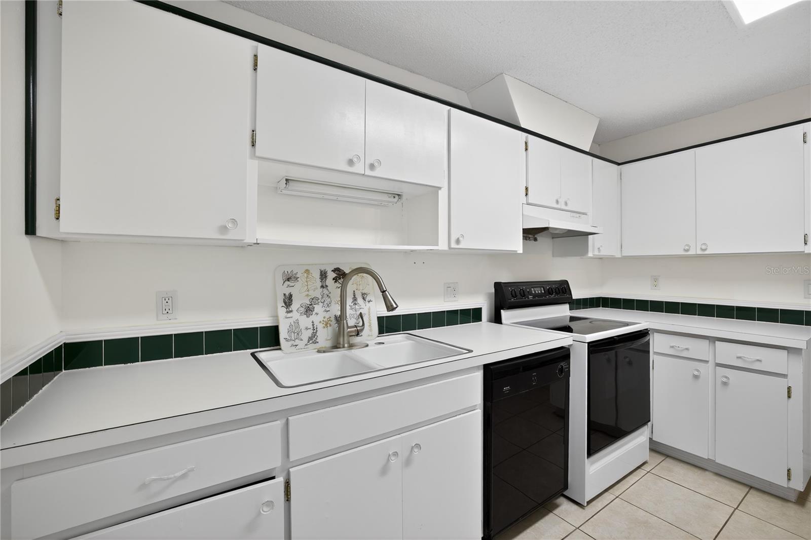 WESTWOOD GREENS A CONDO - Residential