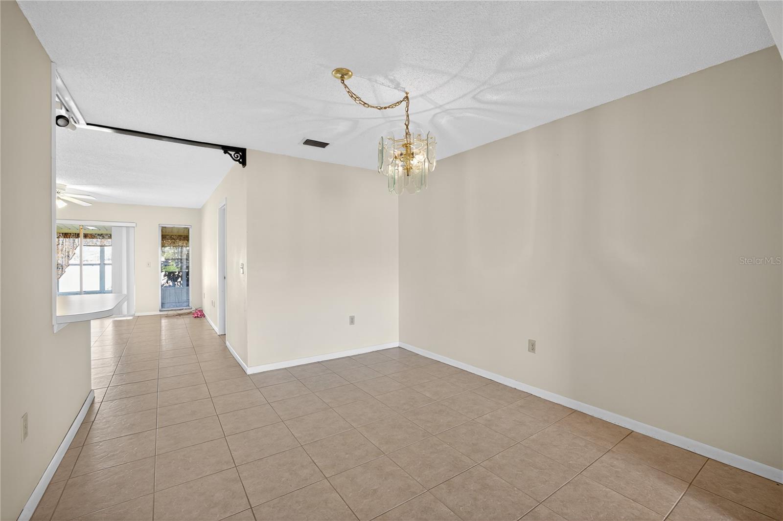 WESTWOOD GREENS A CONDO - Residential