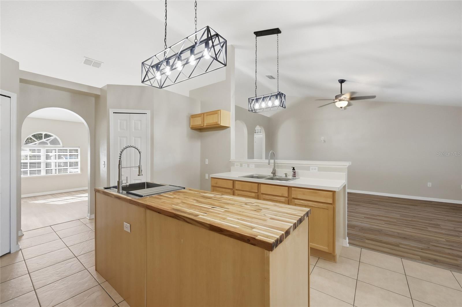 TRAILS THE RESERVE - Residential