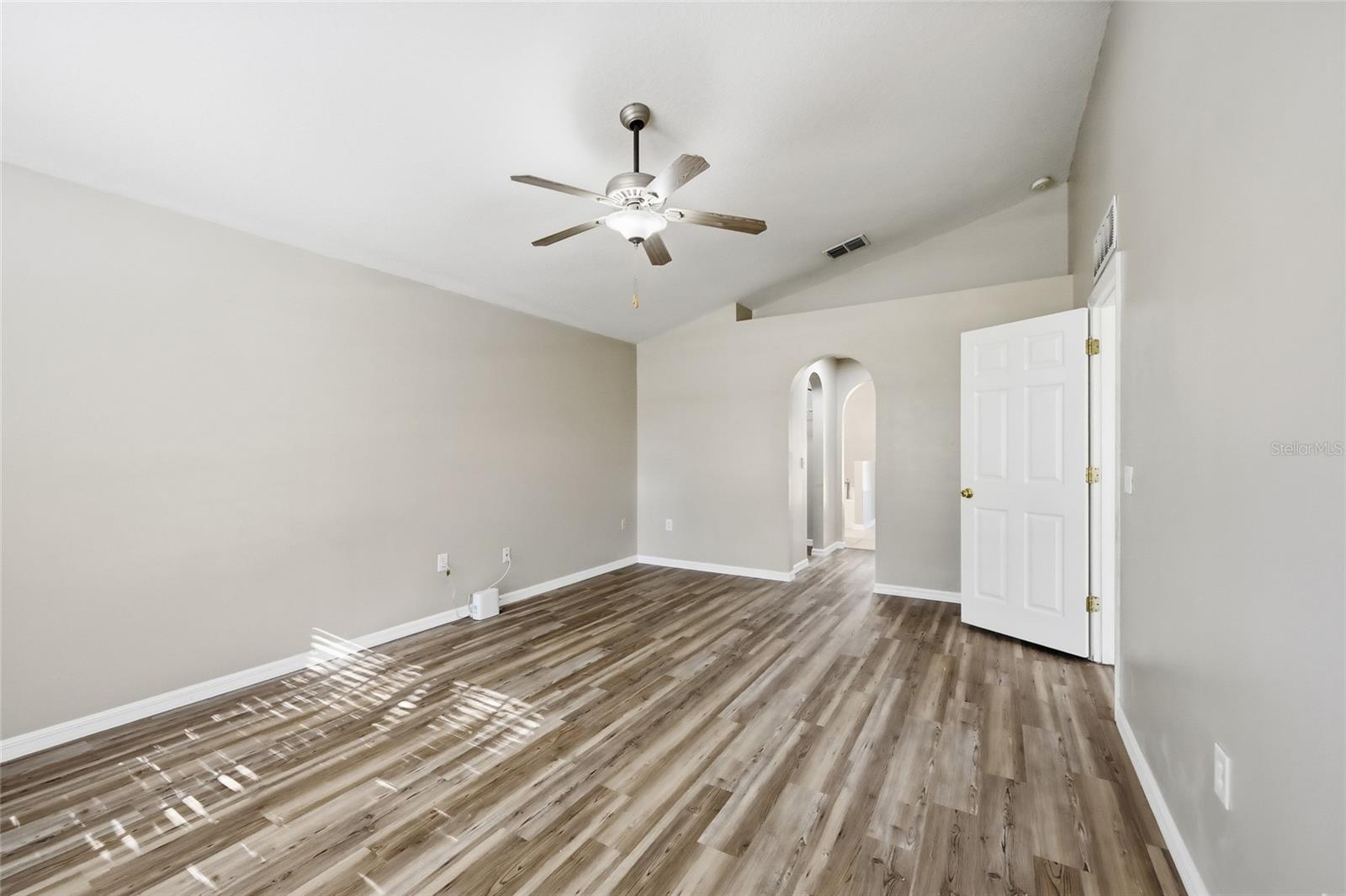 TRAILS THE RESERVE - Residential