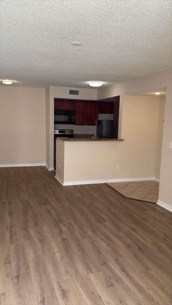 RESIDENCES/MILLENIA - Residential