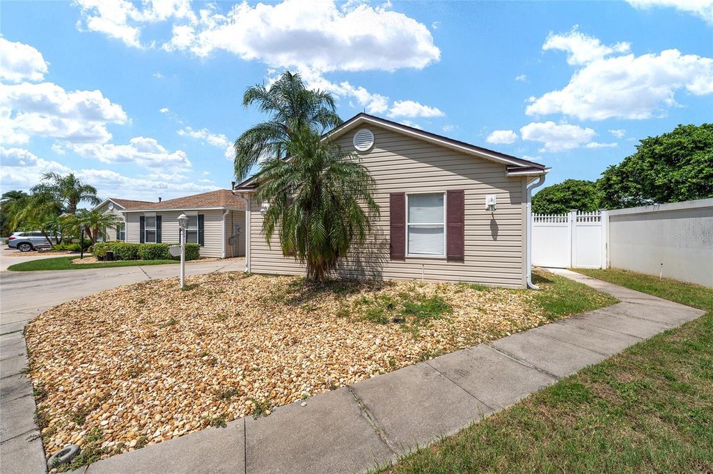 Photo of 1410 Natalie Lane, The Villages, FL 32162 (MLS # OM705098)