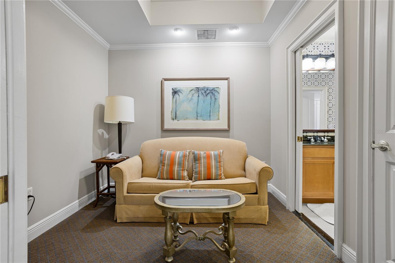 8495 NE MIRACLE DRIVE NE 305