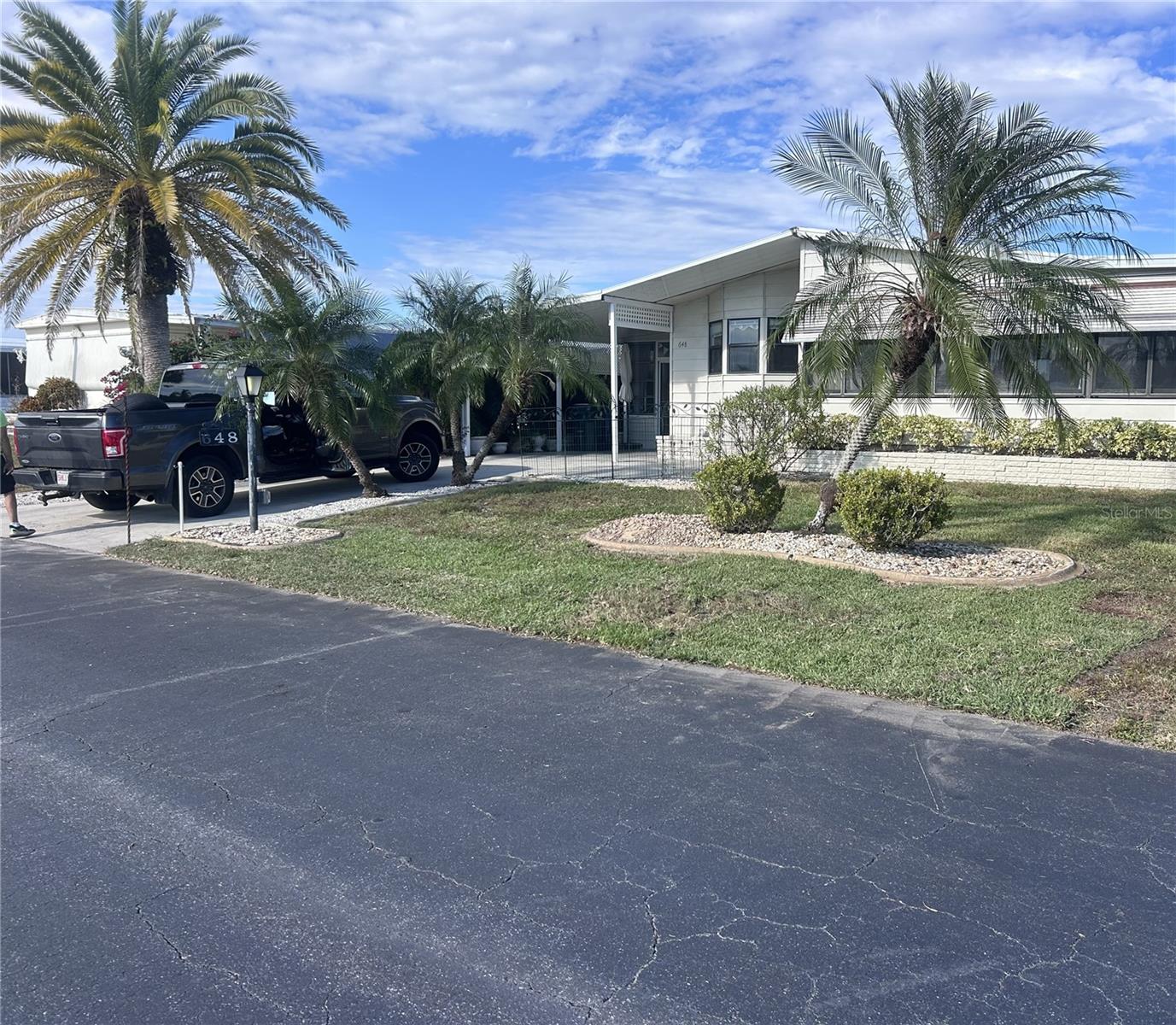 LA CASA MHP CO-OP - Residential