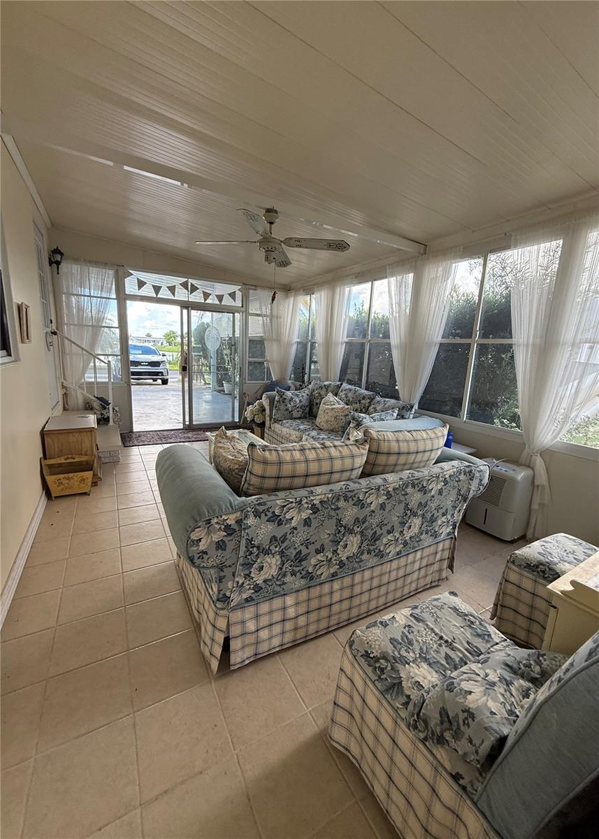 LA CASA MHP CO-OP - Residential