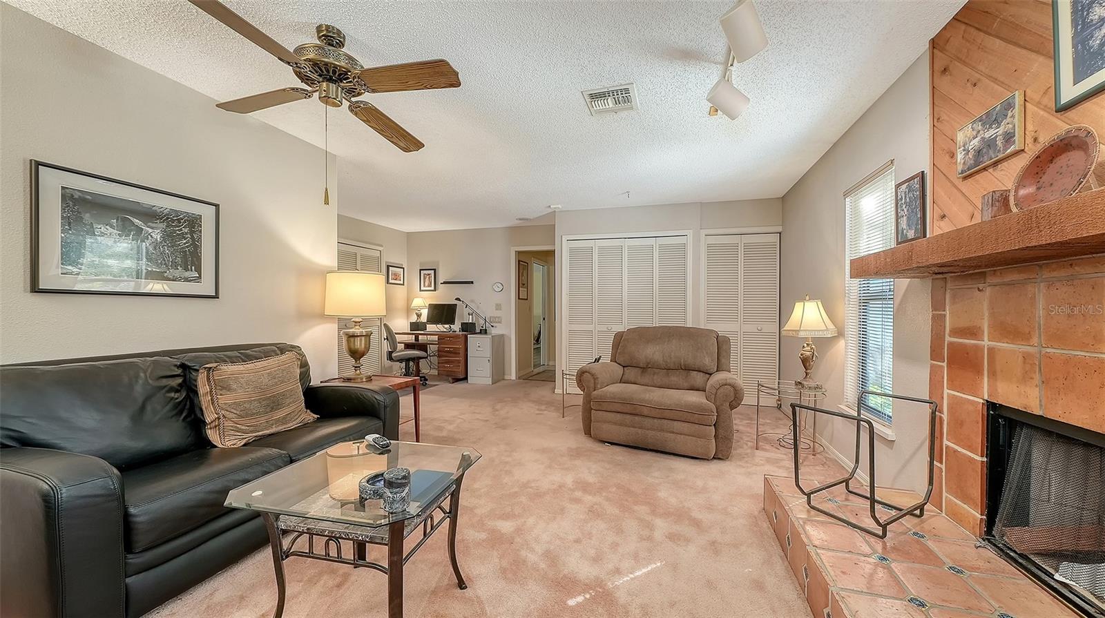 WOODLAND PARK - Residential