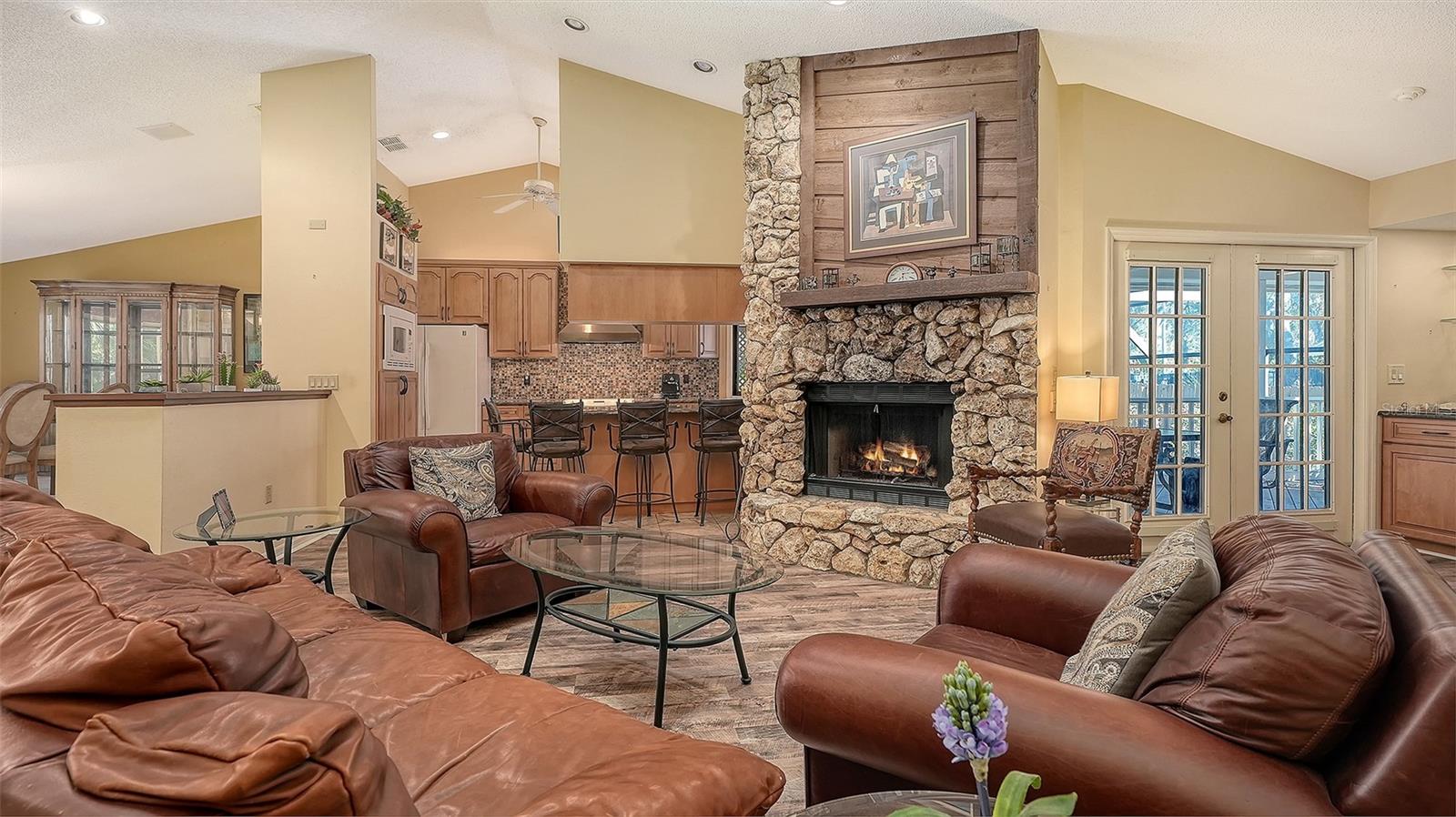 WOODLAND PARK - Residential