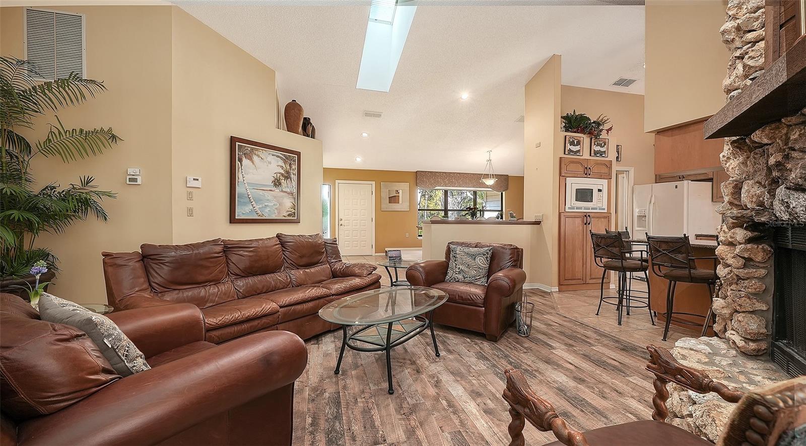 WOODLAND PARK - Residential