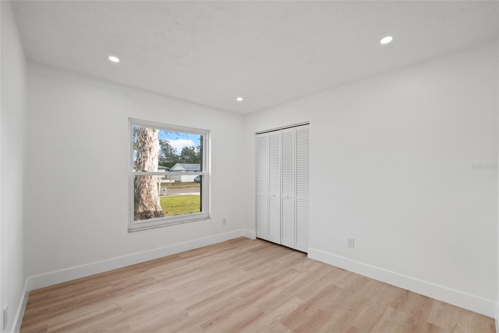 A REP OF LAS BRISAS & LAS - Residential