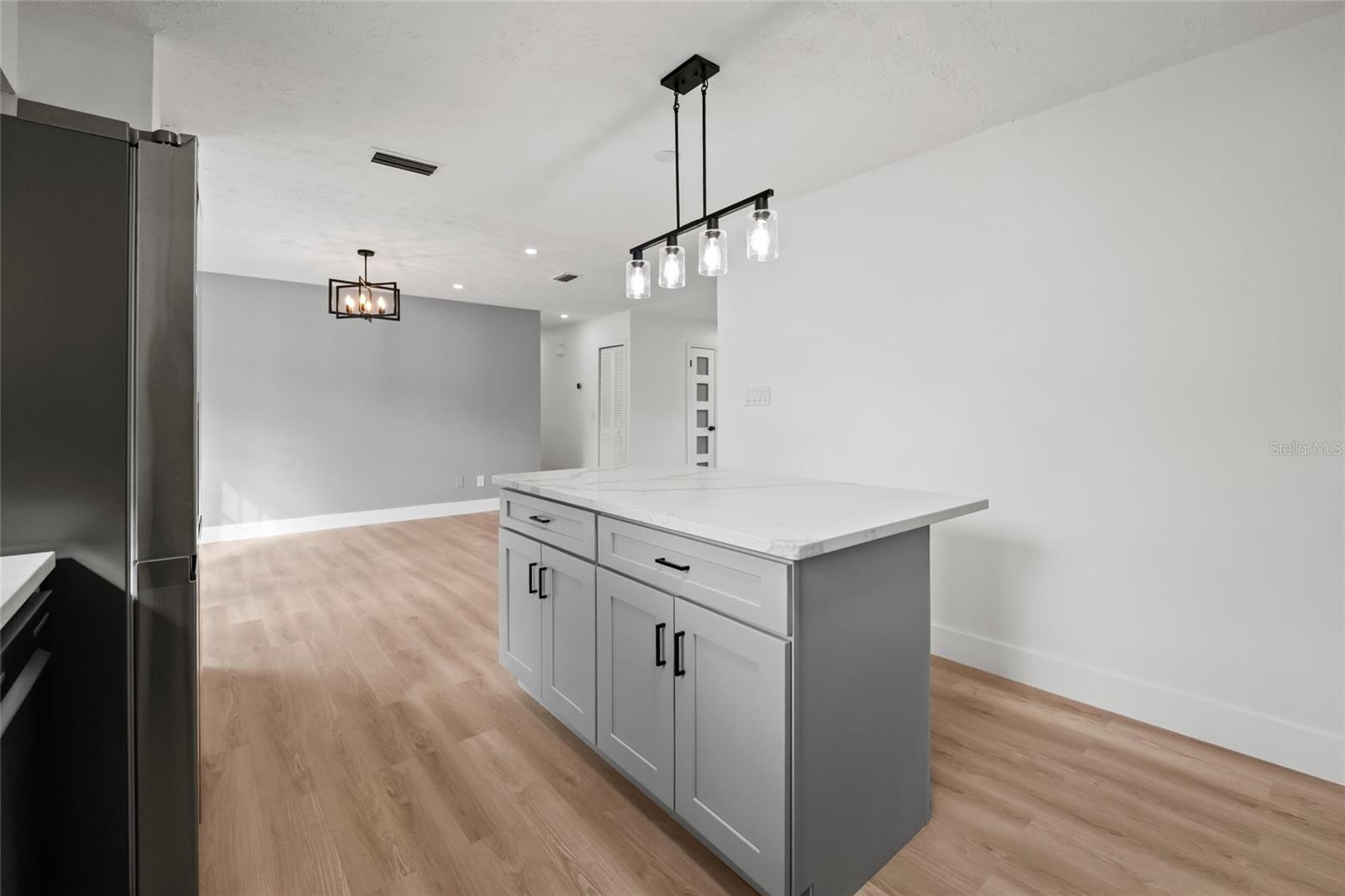 A REP OF LAS BRISAS & LAS - Residential