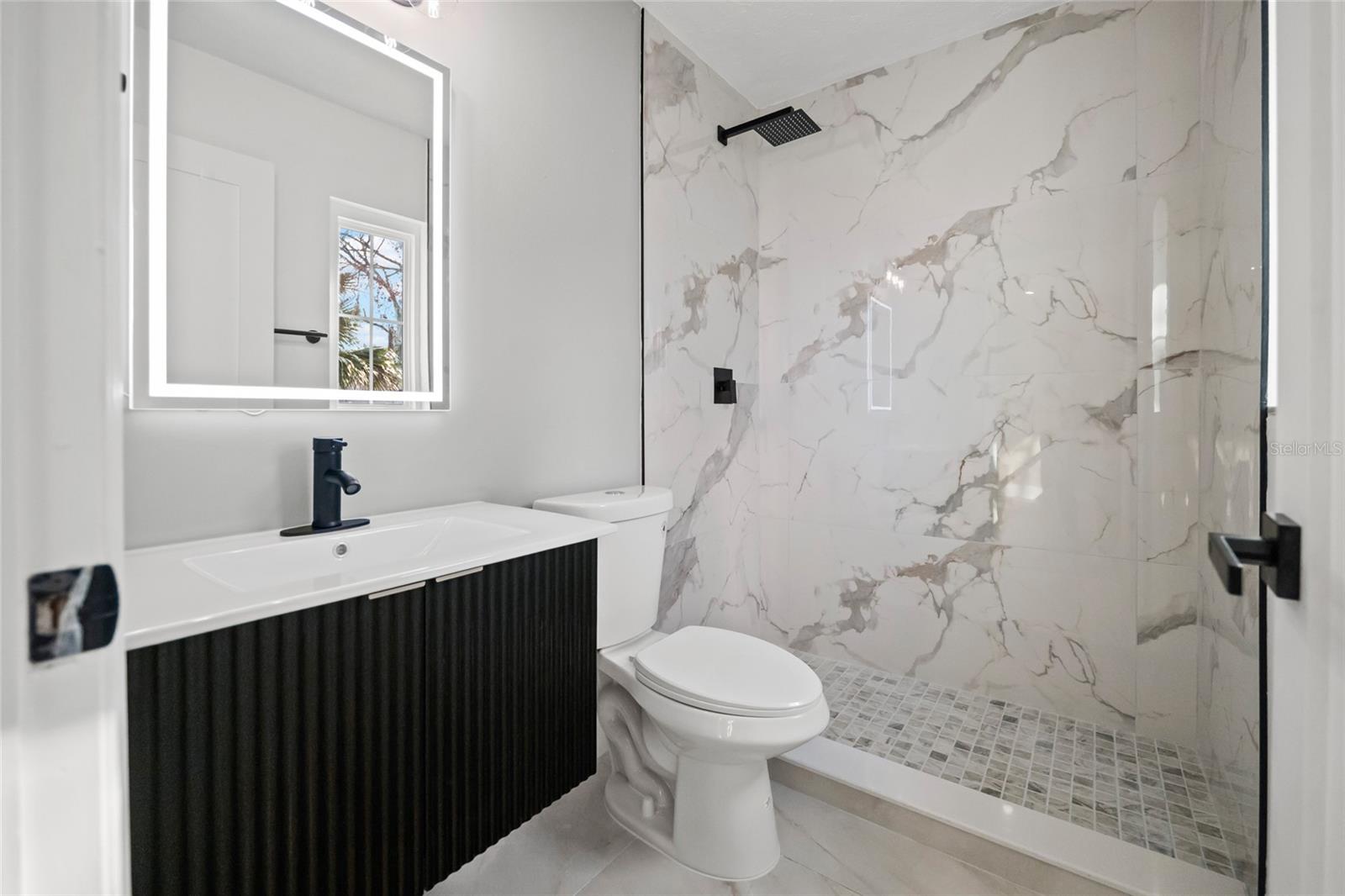 A REP OF LAS BRISAS & LAS - Residential