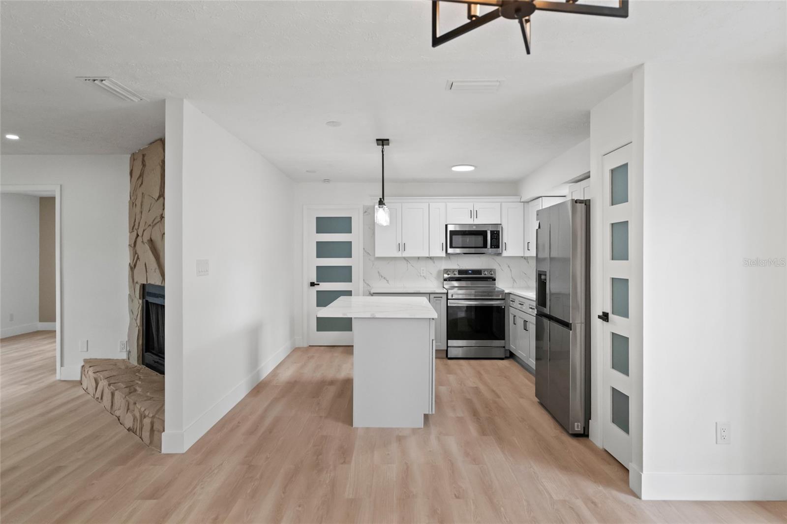 A REP OF LAS BRISAS & LAS - Residential